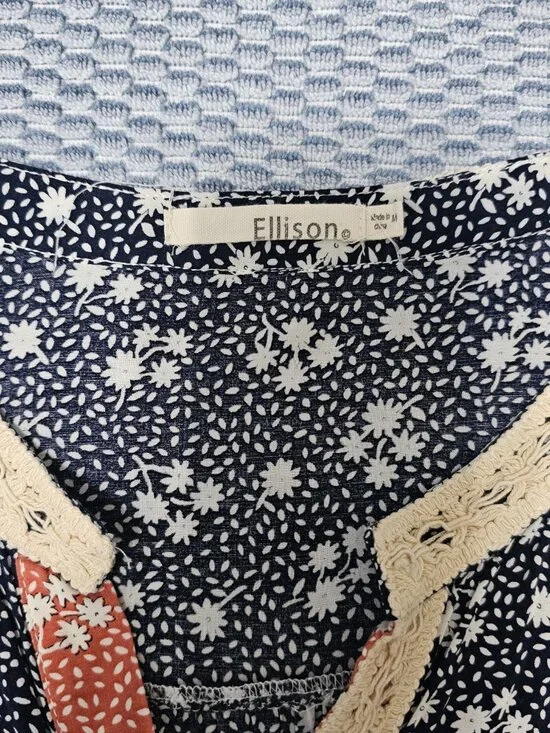 Ellison Boho Floral Lace Trim Romper Navy Blue & White Long Tassel Waist Size M - Picture 4 of 7